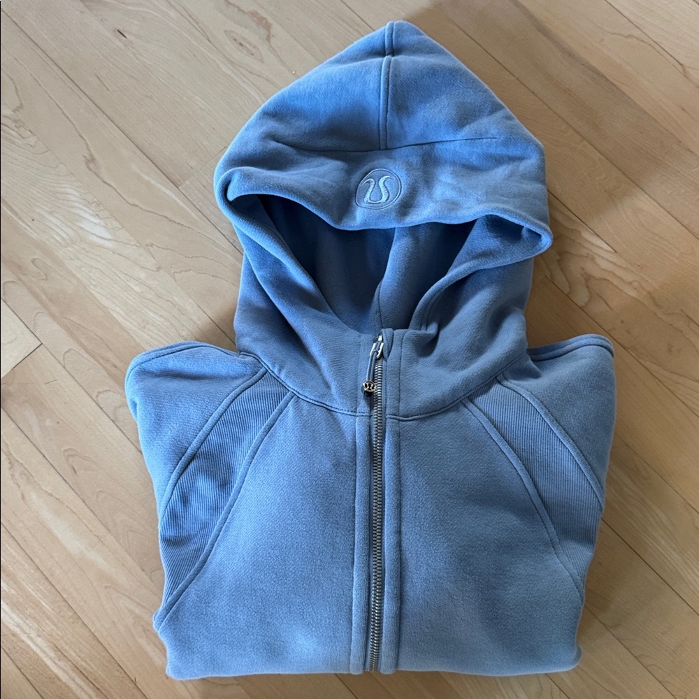Lululemon Blue Cropped Scuba Hooded M/L